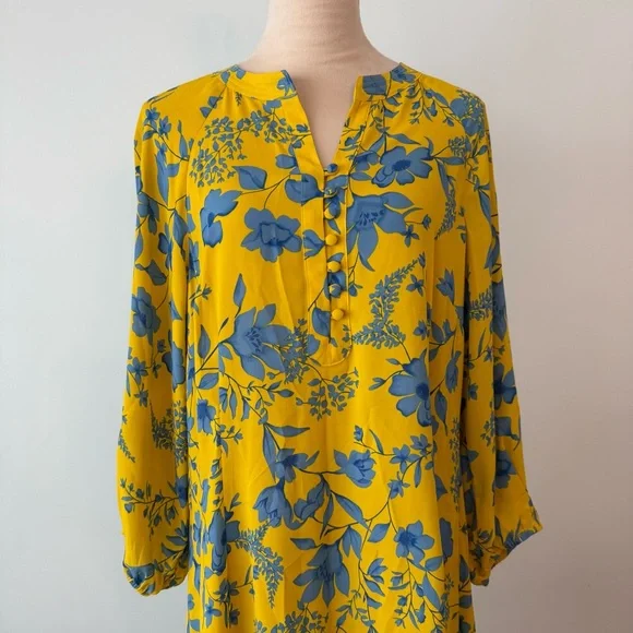 💙💛 Cabi Yellow Blue Floral Tunic Dress Size L Flowy Boho Lightweight💙💛 - Picture 2 of 11
